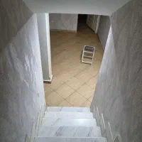 سوئیت زیر همکف (زیر زمین ) دلباز و روشن زیر