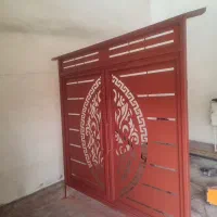 درب حیاط (سی آن سی)