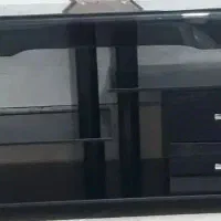 میز تلویزیون شیشه ترک.در حدنو