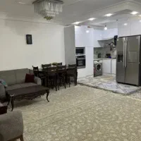 اپارتمان ۹۰ متری مطهری ساغریسازان(وحدت)پارکینگ دار