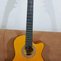 گیتار وکالیمبا وسه تار