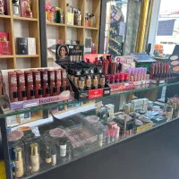 لوازم آرایشی و بهداشتی(به قیمت عمده) خیابان معلم|آرایشی، بهداشتی، درمانی|رشت, صفاری|دیوار