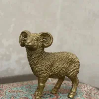 مجسمه برنزی