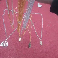 زنجیر تو گردنی