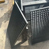 گریتینگ سطوح و پله با ابعاد قابل سفارش