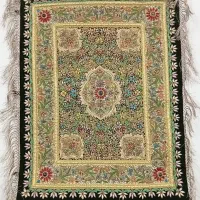 تابلو گلدوزی با سنگ های تزئینی و زری دوزی