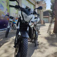 موتور ان اس 200