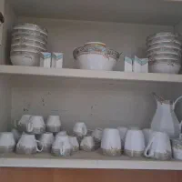 ظروف کامل جهیزیه عروس کاملا دست نخورده