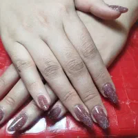 تمام خدمات در منزل شما انجام میشه