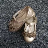 لباس مجلسی و کفش کودک|کفش و لباس بچه|مسجد سلیمان, |دیوار