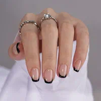 تخفیف ویژه کاشت و ترمیم پلی ژل تا ۱۵ مردادماه
