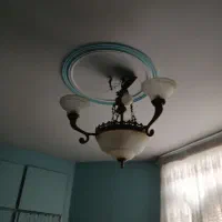 لوستر بزرگ. محکم. وشیک وسالم