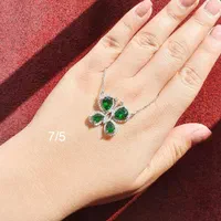 گردنبند نقره جواهری کادویی پروانه برای مخاطب خاص