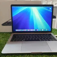 مک بوک ۲۰۱۸ پرو تاچ بار