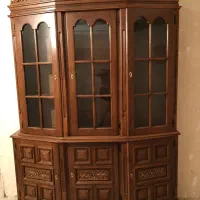 بوفه ویترین کلاسیک