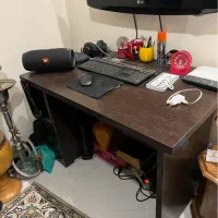 میز سالم و تمیز
