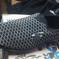 کفش اسکیچرز