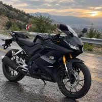 یاماها r15