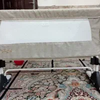 گهواره کنار تخت مادر نوی نو|تخت و صندلی بچه|مشهد, طبرسی شمالی|دیوار