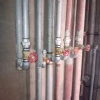 کارگر ساده وکارگر نیمه وارد به تاسیسات لوله کشی