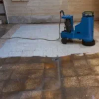 کف سابی/ سنگ سابی/  (براق کردن سنگ و لایه برداری)
