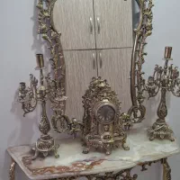 آیینه و شمعدان