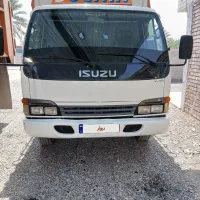 ایسوزو ۶تن۴چراغ