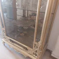 ویترین ورق طلا، تمیز و بدون ایراد|بوفه، ویترین، کنسول|تهران, سید خندان (جلفا)|دیوار