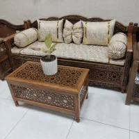 تخت چوبی|مبلمان خانگی و میز عسلی|یزد, |دیوار