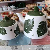 ظروف سفال و سرامیک|قوری، کتری، قهوهساز دستی|بیرجند, |دیوار