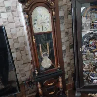 ساعت ایستاده چوبی