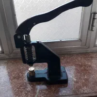 دکمه زن چرم وپارچه