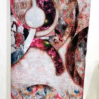 روسری و لباس زنانه و چادر و چند دست لباس بچگانه