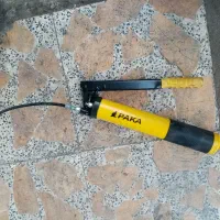 دستگاه نو برای گریس کاری