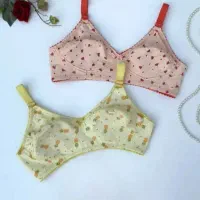 لباس زیر زنانه و اکسسوار