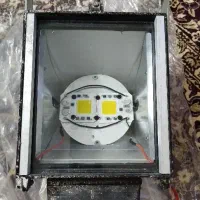 پروژکتور پر نور ۱۰۰ کم مصرف