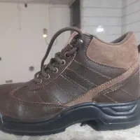 کفش ایمنی نو نو 40