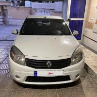 ساندرو اتومات مدل ۱۳۹۵