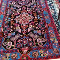 قالی دست بافت