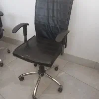 صندلی جکدار در حد نو