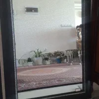 ایینه دیواری