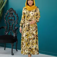 ساحلی|لباس|تهران, آهنگ|دیوار