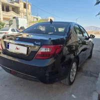 دنا پلاس 6 دنده توربو، مدل ۱۴۰۱|خودرو سواری و وانت|شیراز, ارم|دیوار