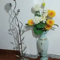 گلدان و تابلو