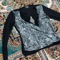 لباس مجلسی|لباس|صومعه‌سرا, |دیوار