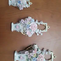 گلدان دیوارکوب گل برجسته گل مرغی گل چینی مجسمه