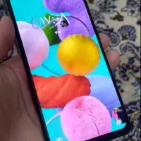 گوشی سامسونگ A51 معاوضه دارم با گوشی مدل بالا