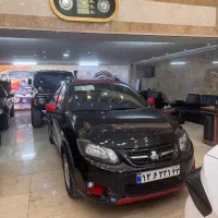 کوییک R /مشکی قرمز /1401/نقد و اقساط