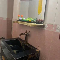 روشویی طول ۷۰ عرض ۵۰ عمق ۴۰ ایینه طول ۷۰ عرض ۴۹|لوازم سرویس بهداشتی|آمل, |دیوار