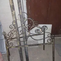 میز کامپیوتر وتحریر و تخت فرفرژه|تخت و سرویس خواب|کاشمر, |دیوار